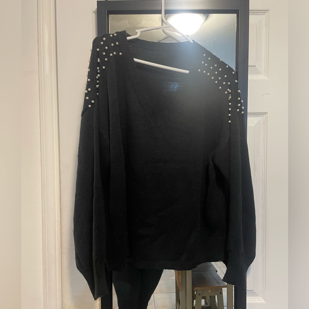 Black knitted sweater